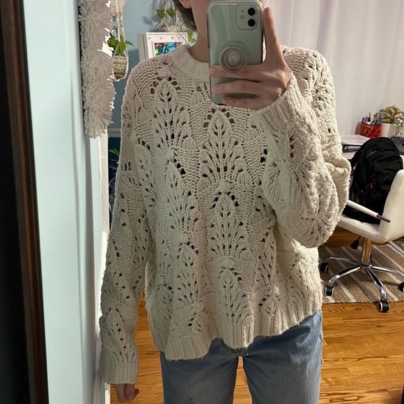 Oversized Arie Sweater - Picture 3 of 3